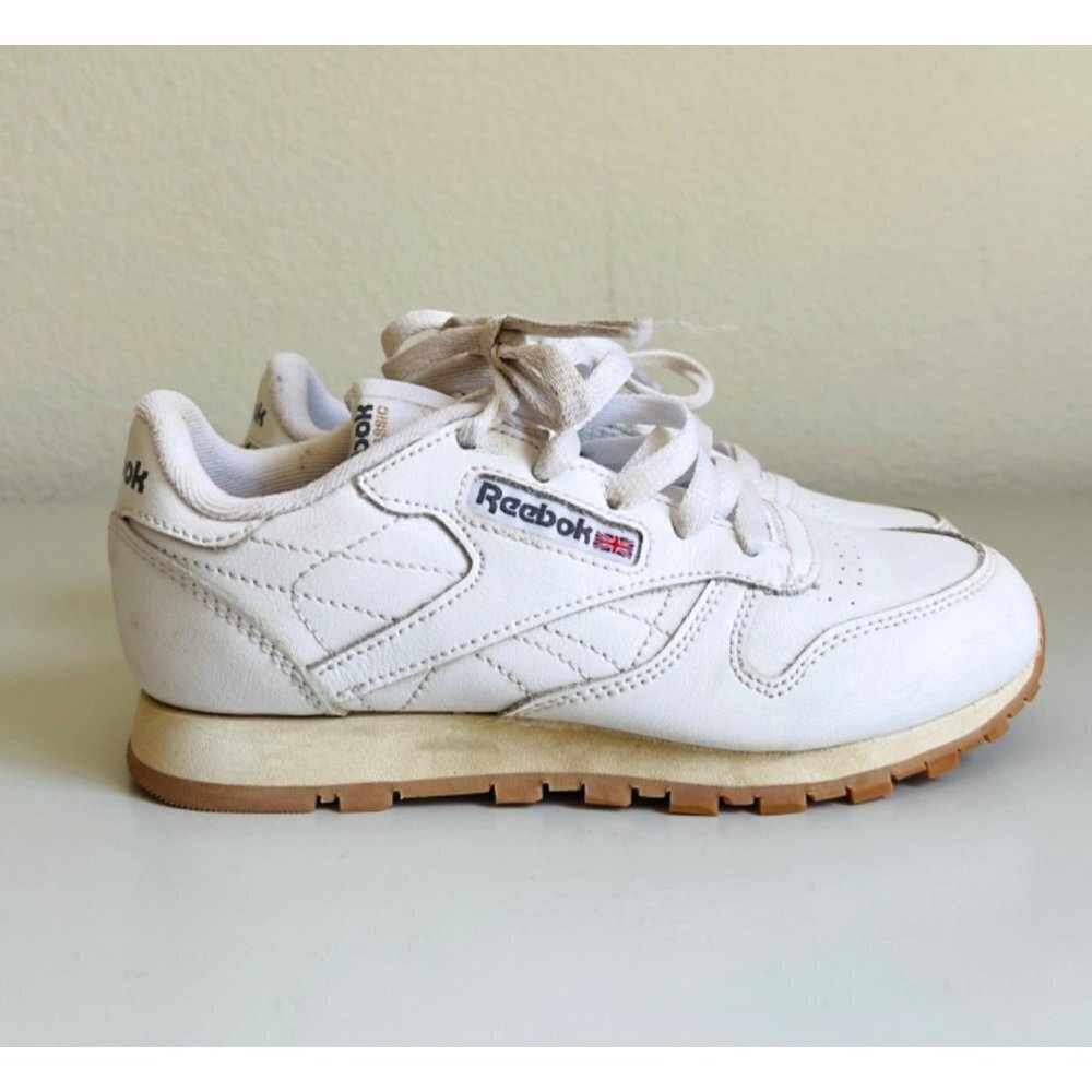 Reebok All White Kids Sneakers - Big boy Sz 1 - Picture 1 of 8